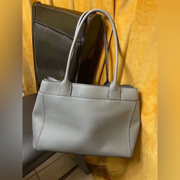 Coach Leather Tote - Picture 2 of 8